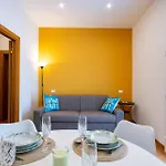 Rentwin-little Bright Home-pisa Airport 公寓 *