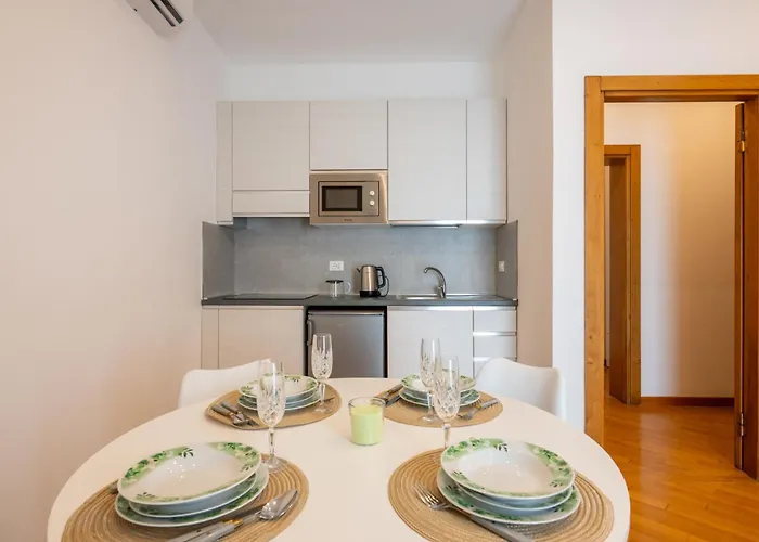 Rentwin - Little Bright